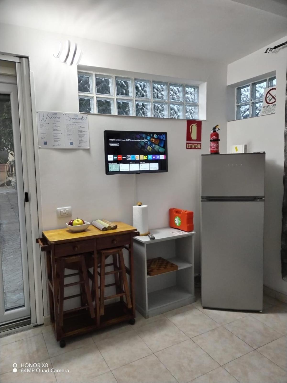 B&B Civitavecchia La Casetta Con Giardino Εξωτερικό φωτογραφία